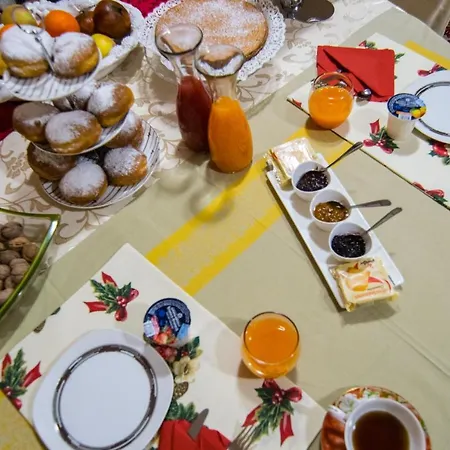 Al Vicolo Di Mezzo Bed & Breakfast